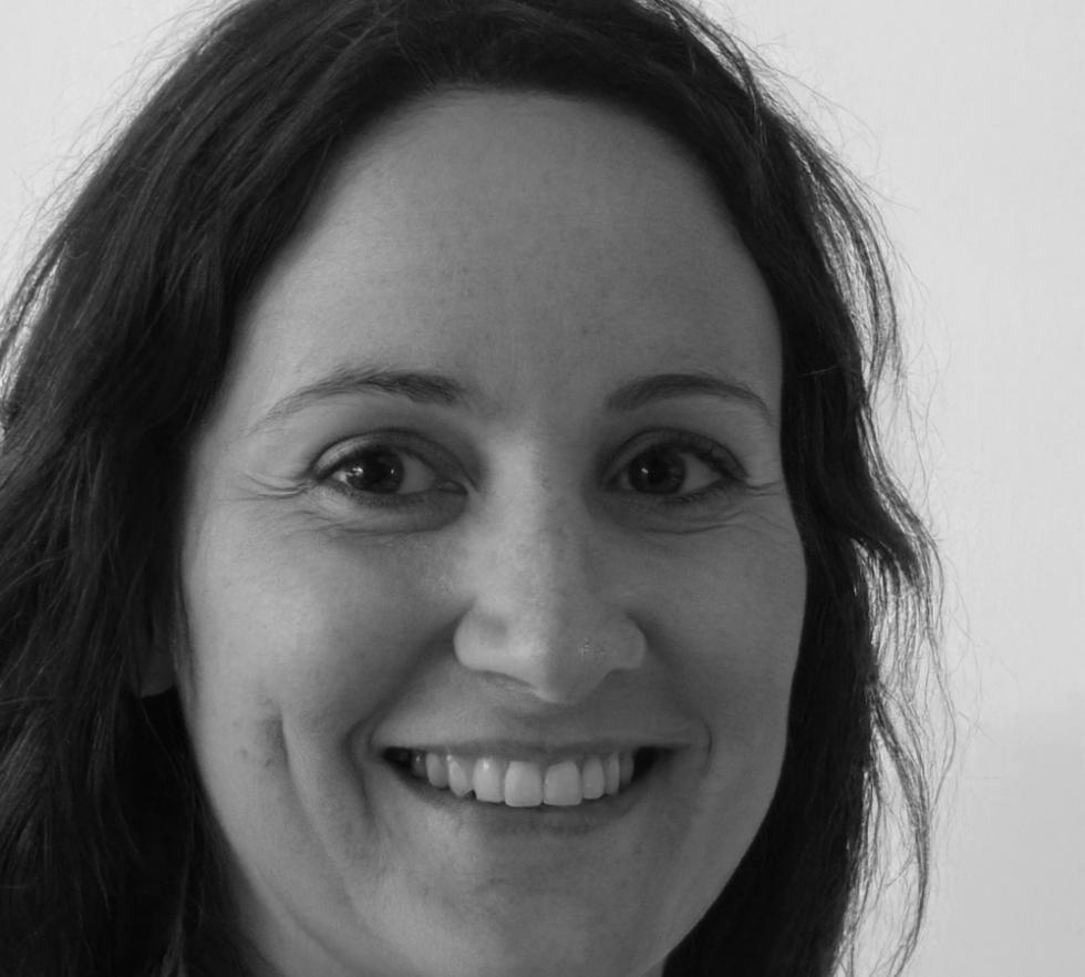Prof. Sarah Müller, Expertin für Marktanalyse
